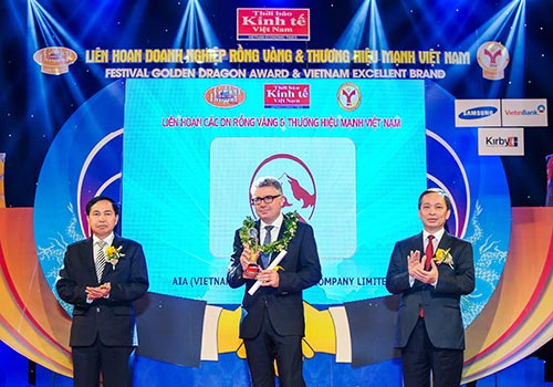 AIA Việt Nam nhận giải thưởng Rồng Vàng lần thứ 9 